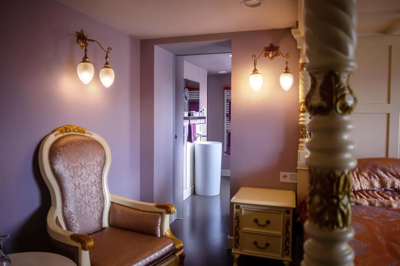 ***** Bed & Breakfast B&B Saint-Georges -Located In The City Centre Of Bruges- Belgium